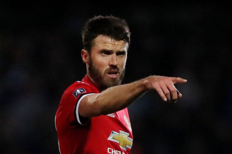 19 Tahun Lalu, Michael Carrick Jalani Debut Spesial Bersama Manchester United