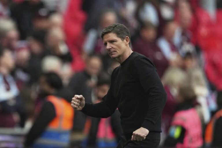 Digosipkan Jadi Suksesor Ruben Amorim di MU, Oliver Glasner Woles!