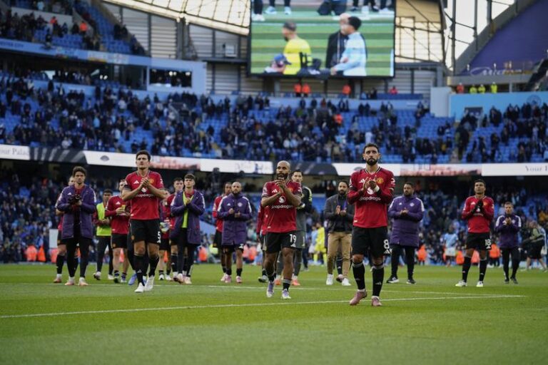 Bukan Taktik, tapi Penempatan Pemain: Mengapa Manchester United Terus Kalah Meski Formasi Sudah Diperbaiki?