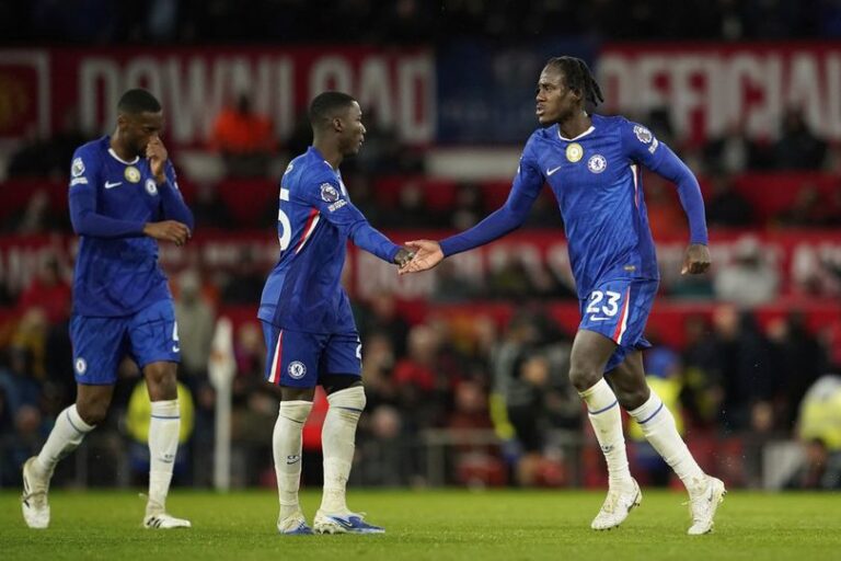 Legenda Liverpool dan MU Datang Mengkritik Chelsea, Ini Respons Berkelas Enzo Maresca