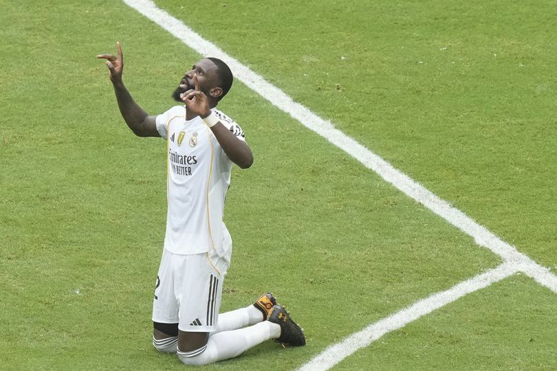 library_upload_21_2025_07_996x664_ap25182758413595_6f23552