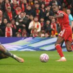 Penilaian Legenda Man United Usai Duel Lawan Liverpool: Isak Nggak Layak Starter