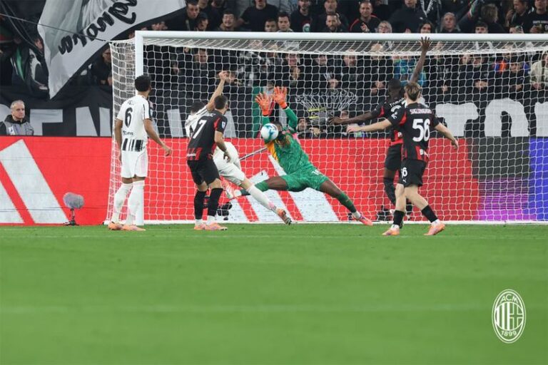 library_upload_21_2025_10_996x664_mike-maignan-juve-mi_6290d77