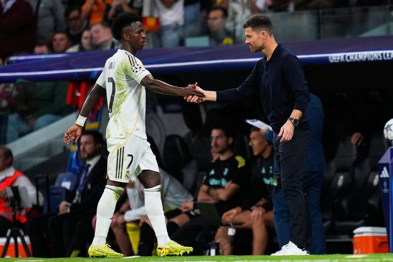 library_upload_21_2025_10_996x664_xabi-alonso-5_4bcf3a7