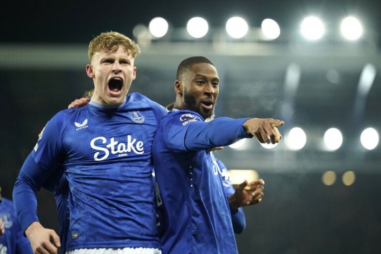 Manchester United CLBK dengan Bintang Everton Ini?