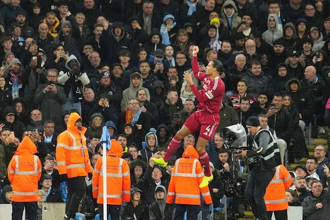 library_upload_21_2025_11_645x430_selebrasi-virgil-van_196226c