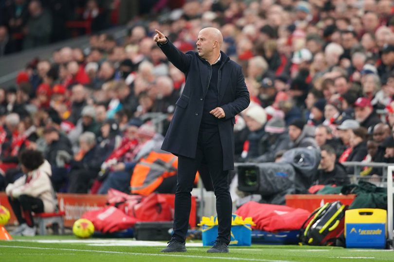 Liverpool Terpuruk Lagi, Tapi Legenda Man United Ini Tegaskan Arne Slot Tak Boleh Dipecat