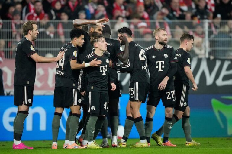 library_upload_21_2025_12_996x664_bayern-munchen-vs-un_c08bf73