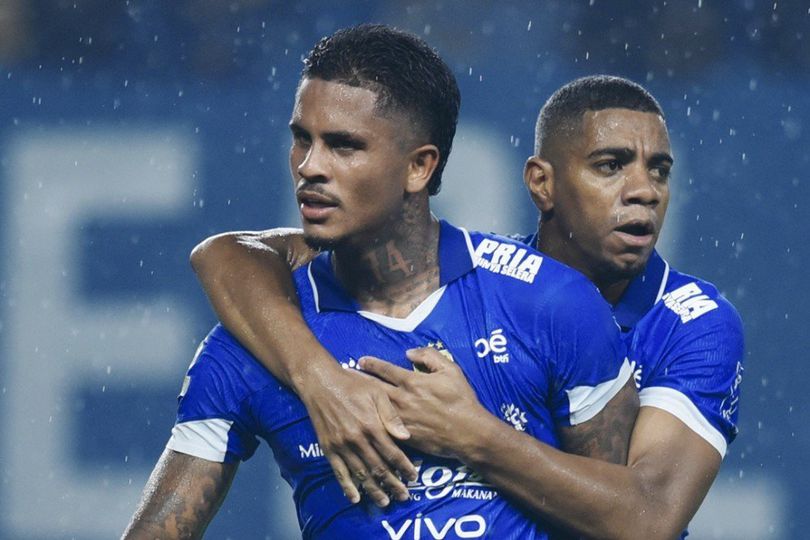 library_upload_21_2025_12_996x664_ramon-tanque-persib-_973e69e