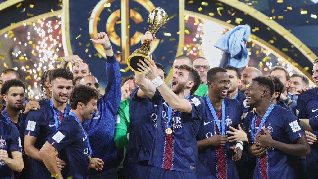 library_upload_24_2025_12_1280x720_psg-selebrasi-juara_d9d59fa
