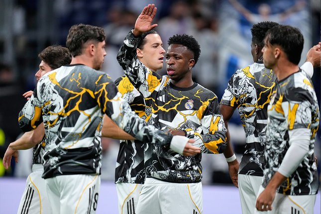 library_upload_24_2025_12_645x430_real-madrid-train_8c2b5de