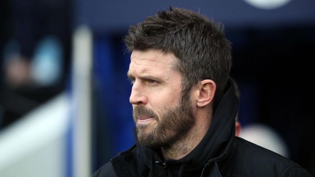 Too Much Gak Sih? Michael Carrick Dituntut Loloskan MU ke UCL Musim Depan