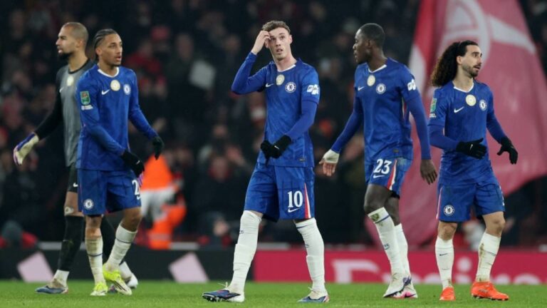 Rapor Pemain Chelsea Saat Disingkirkan Arsenal: Cucurella Bersinar di Tengah Kekecewaan, Palmer Minim Sentuhan